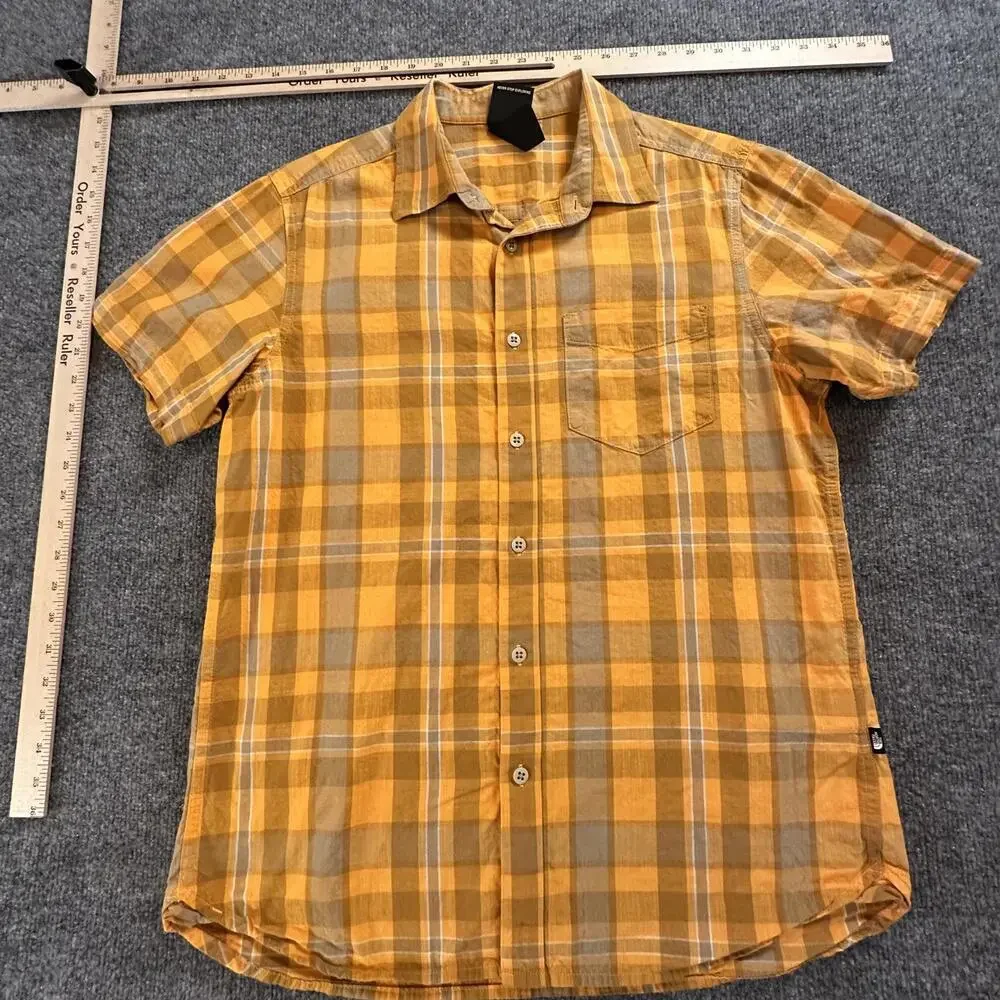 The North Face Plaid Short Sleeve Shirt‎ Medium Outdoor Hiking Casual Q-13